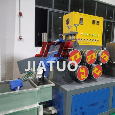100% PET 분쇄 재료 9-32mm PET 스트랩 제조 기계 2.5m2 필터레이션 영역과 PLC 제어 시스템
