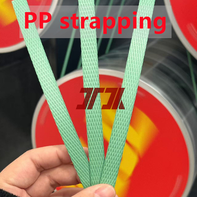 150kg/H PP 포장 2 스트랩 출력 제조 기계 정밀 폼 디자인과 PLC 제어 시스템
