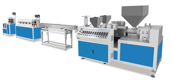 JTPP-110 플라스틱 모방 라탄 제조 기계: 3300mm 나사, 6 스트랩, 130kg / h 용량